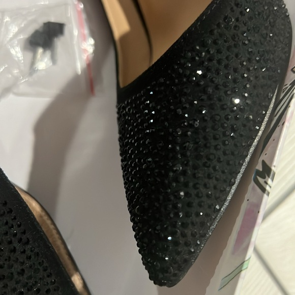 INC Black Neoprene Pelara - Picture 4 of 10